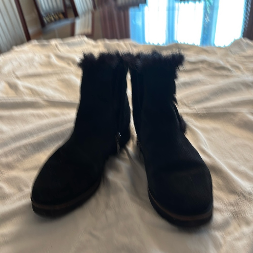 Franco Sarto booties in suede for women in size 8.